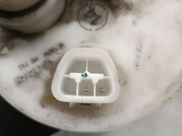 7701002040 TOYOTA Bomba de gasolina comprar Alcalá