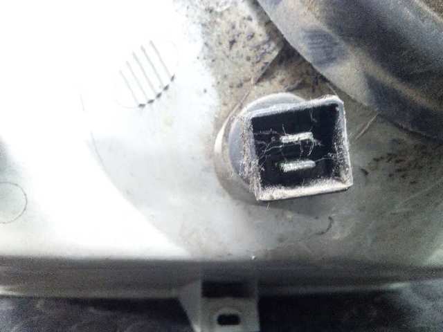 7701032011 RENAULT Faro derecho  comprar en Jaén