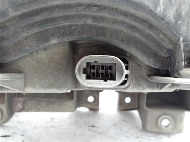 RENAULT 7701038261 Faro izquierdo  comprar en Murcia