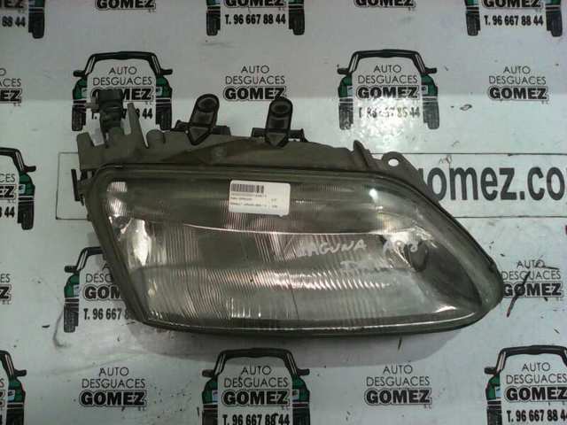 7701038262 Faro derecho  en stock Granada