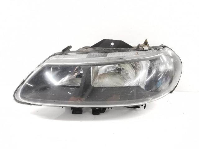 Faros delantero izquierdo 7701038263 RENAULT