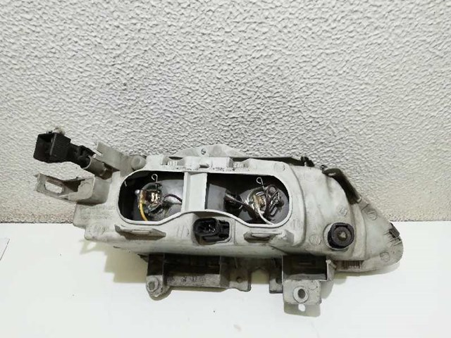 7701038269 RENAULT Faro izquierdo  comprar en Lleida