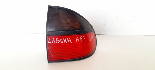 7701038274 RENAULT Piloto trasero derecho  en stock Huelva
