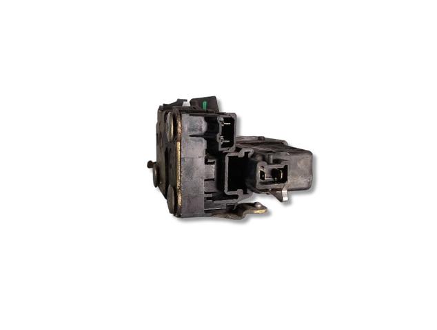 RENAULT 7701038438 Cerradura de la puerta trasera derecha  disponible Lugo