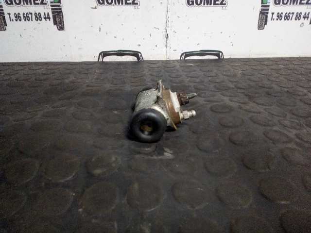 Bombín de freno de rueda trasero 7701039389 RENAULT