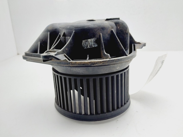 RENAULT 7701040540 Motor del ventilador del calefactor  disponible Valladolid
