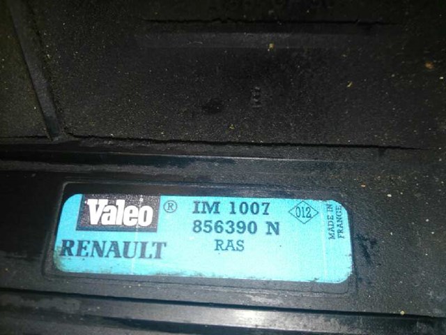 Radiador de aire de admisión 7701040663 Renault (RVI)