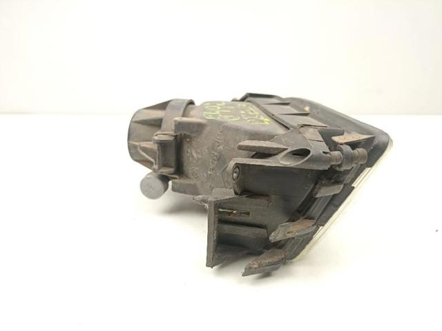 RENAULT 7701040680 Luz antiniebla izquierdo  en stock Terrassa