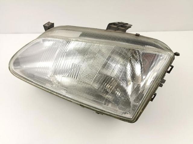 RENAULT 7701040682 Faro izquierdo  comprar en Ponferrada