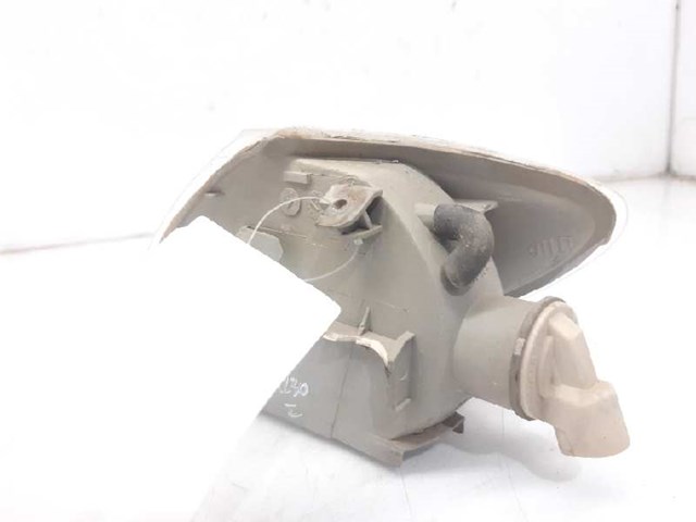 RENAULT 7701040712 Intermitente izquierdo  en stock Terrassa