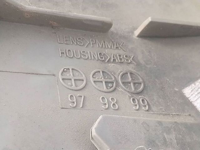7701040712 RENAULT Intermitente izquierdo  comprar en Oviedo