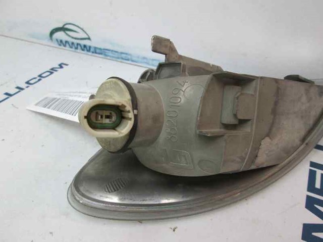 7701040712 RENAULT Intermitente izquierdo  comprar en Oviedo