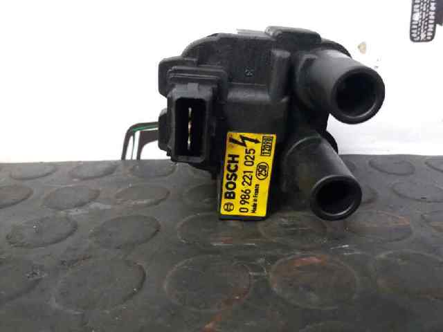 7701041607 Bobina  en stock Granada