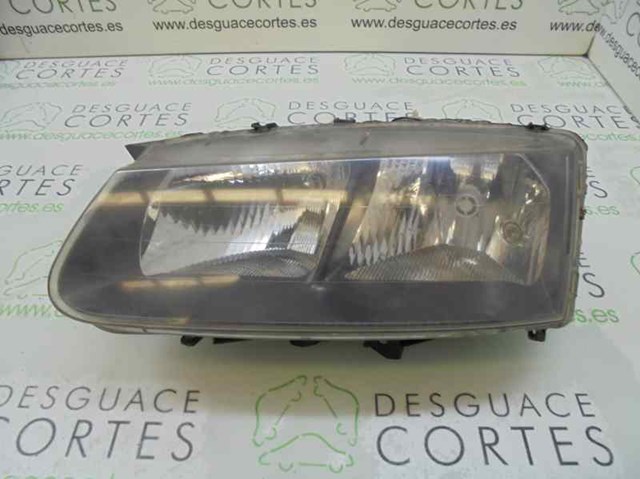 Faros delantero izquierdo 7701042500 Renault (RVI)