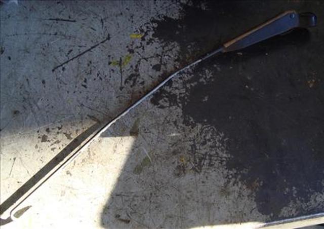 Brazo del limpiaparabrisas, lavado de parabrisas, luna delantera Renault Kangoo 1 KC0, KC1