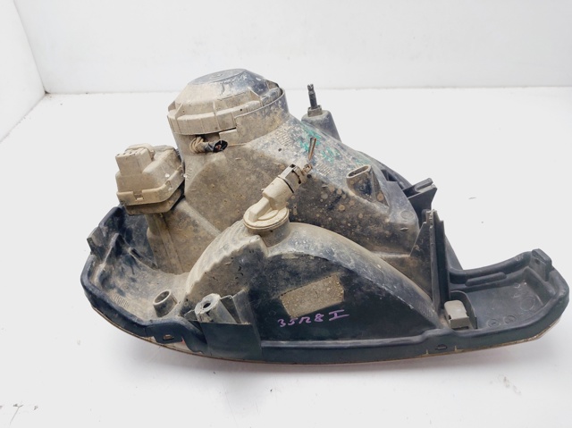 7701044037 RENAULT Faro izquierdo  comprar en Jaén