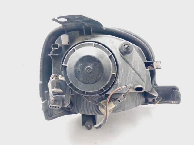 RENAULT 7701044037 Faro izquierdo  disponible España