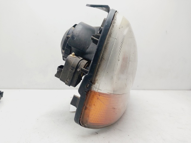 7701044038 RENAULT Faro derecho  comprar en Oviedo