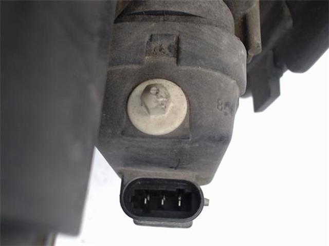 7701044038 RENAULT Faro derecho  disponible Vigo