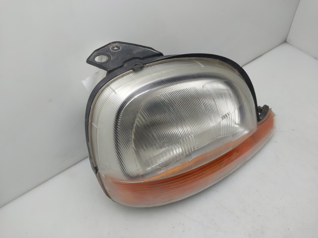 7701044038 RENAULT Faro derecho  disponible Ourense