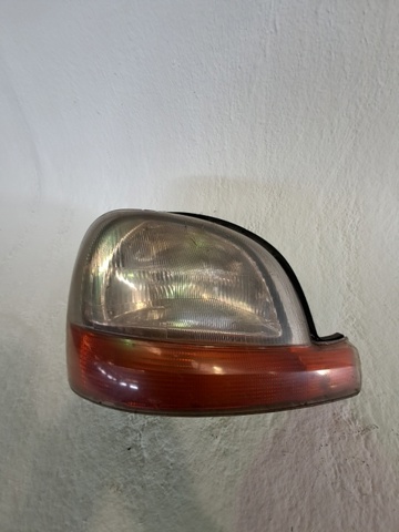 7701044038 RENAULT Faro derecho  disponible Alicante