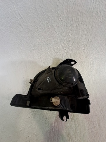 7701044038 RENAULT Faro derecho  disponible Vigo