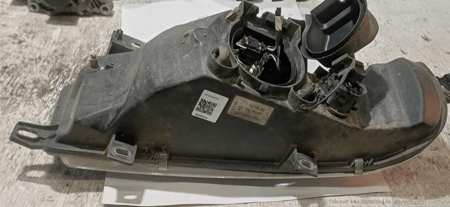 7701044518 Faro izquierdo  en stock Sabadell