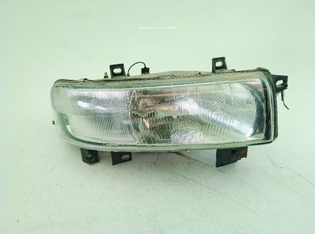 7701044520 Faro derecho  en stock Granada