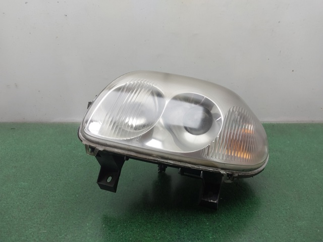 7701045168 Faro izquierdo  disponible Málaga
