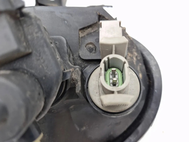 7701045168 RENAULT Faro izquierdo  comprar en Oviedo
