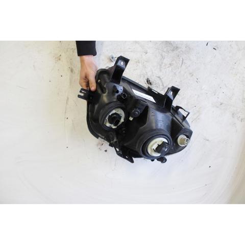 7701045174 RENAULT Faro izquierdo comprar Bilbao