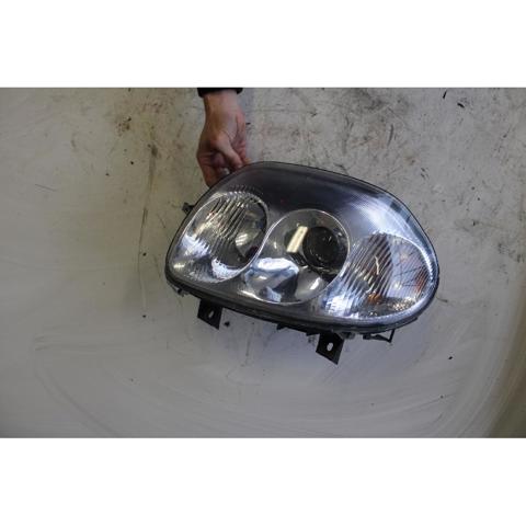RENAULT 7701045174 Faro izquierdo  en stock Terrassa
