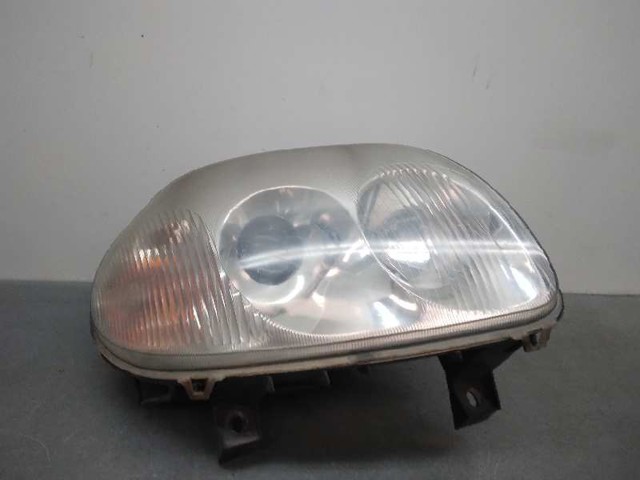 7701045175 Faro derecho comprar Sevilla