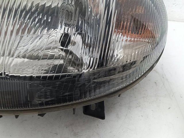 RENAULT 7701045995 Faro izquierdo  disponible Lugo