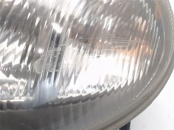 7701045995 RENAULT Faro izquierdo  comprar en Jaén