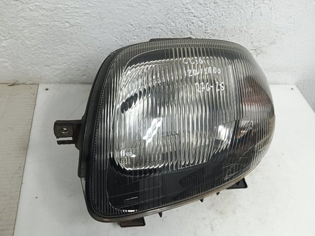 7701045995 RENAULT Faro izquierdo  comprar en Oviedo