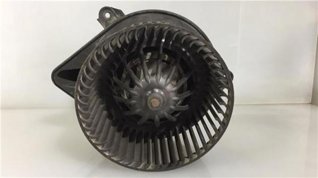 RENAULT 7701046058 Motor del ventilador del calefactor  disponible España