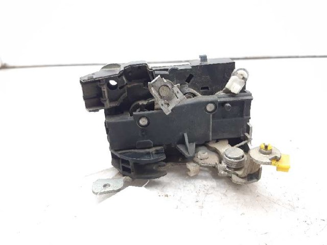 7701046800 RENAULT Cerradura de puerta delantera derecha  comprar en Jaén