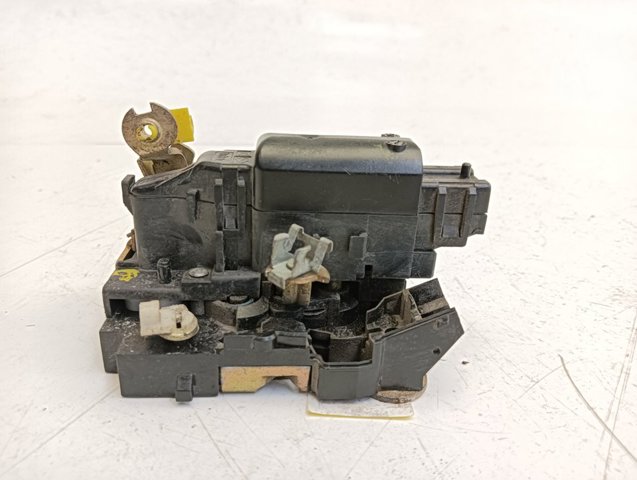 7701046800 Renault (RVI)
