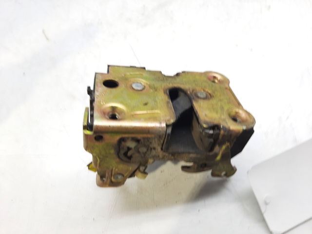 RENAULT 7701046800 Cerradura de puerta delantera derecha  en stock Valencia
