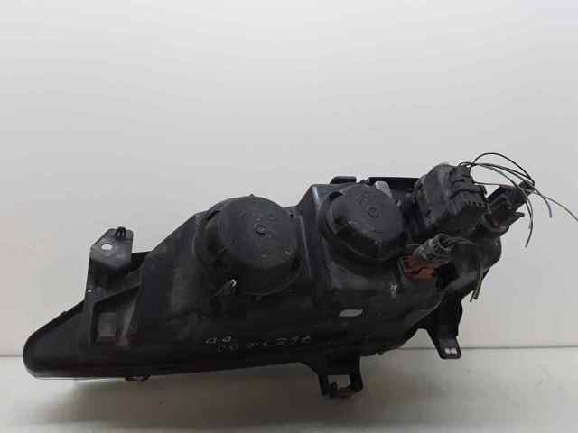 RENAULT 7701047180 Faro derecho  comprar en Ponferrada