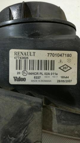 7701047180 RENAULT Faro derecho  comprar en Jaén