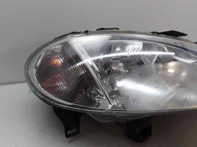 7701047180 Faro derecho  comprar en Zaragoza