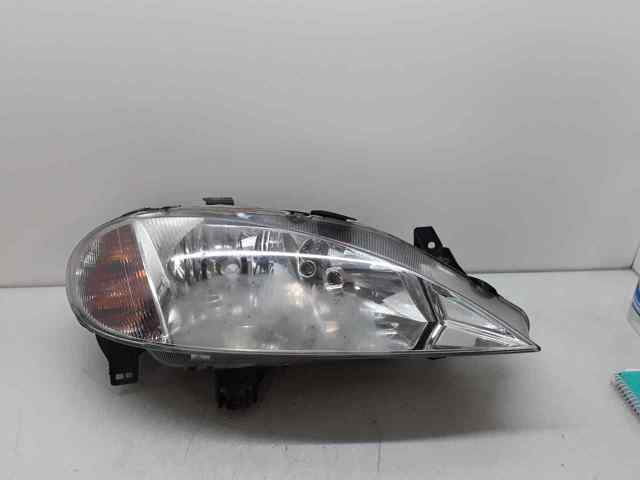 7701047180 Faro derecho  comprar en Pontevedra