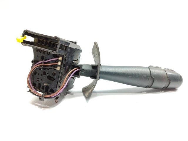 7701047261 RENAULT Conmutador izquierdo de la columna de dirección  en stock Gandía