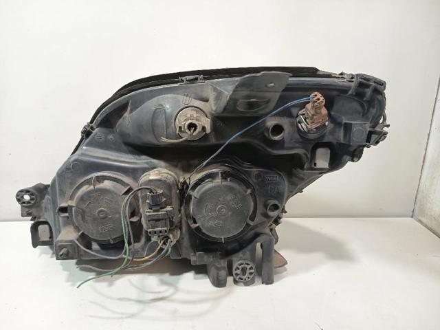 7701047600 Faro derecho  disponible Málaga