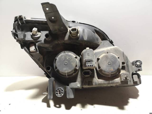RENAULT 7701047604 Faro izquierdo  en stock Valencia