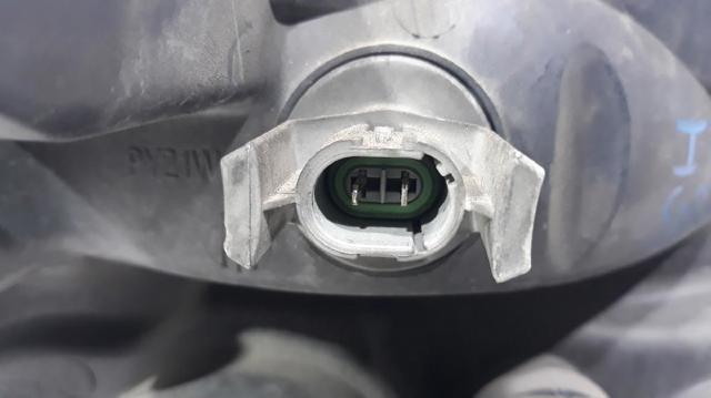 7701047604 RENAULT Faro izquierdo comprar Bilbao