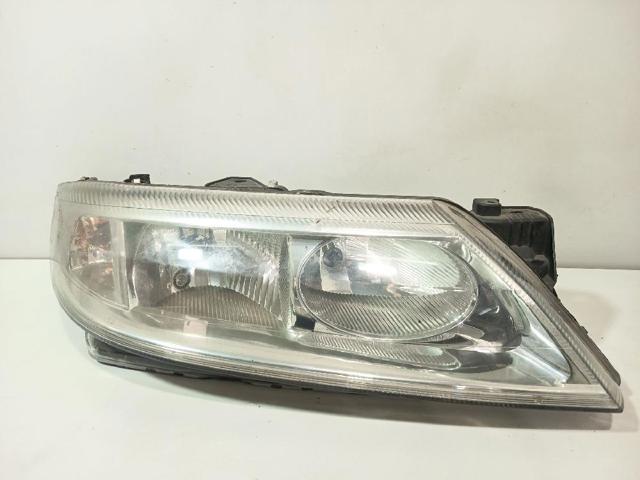 7701047881 RENAULT Faro derecho  comprar en Jaén