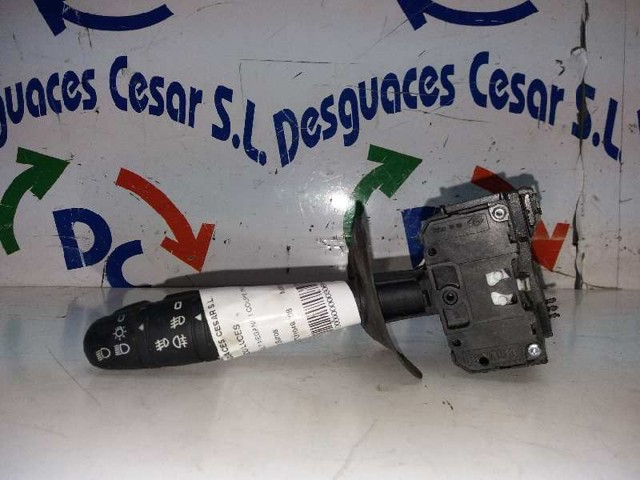 RENAULT 7701048908 Conmutador izquierdo de la columna de dirección  disponible Valladolid